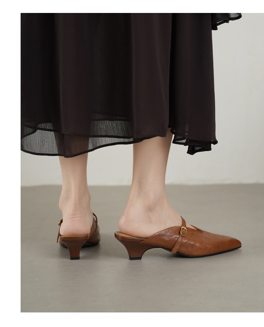 Giày mule nữ da cừu mũi nhọn quai ngang gót thấp — đen chi tiết 6