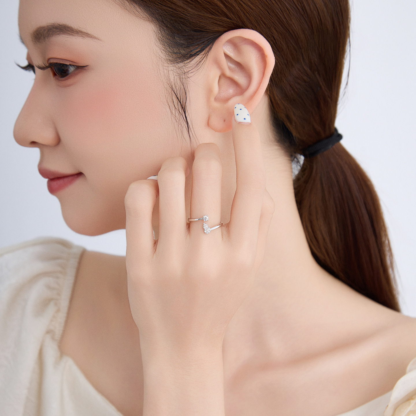 Xuping nuevo anillo abierto de calabaza china micro gemas artificiales nicho simple ligero lujoso temperamento anillo de viento al por mayor
