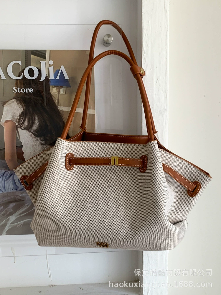 Capacious shoulder bag, summer one-shoulder bag for leisure, high-end
