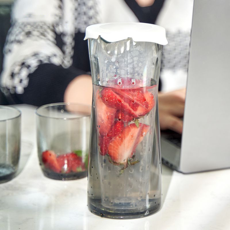 Suministro directo de fábrica verano picnic hogar congelado rápido botella de agua fría con taza pequeña jugo de flor de plástico traje de tetera