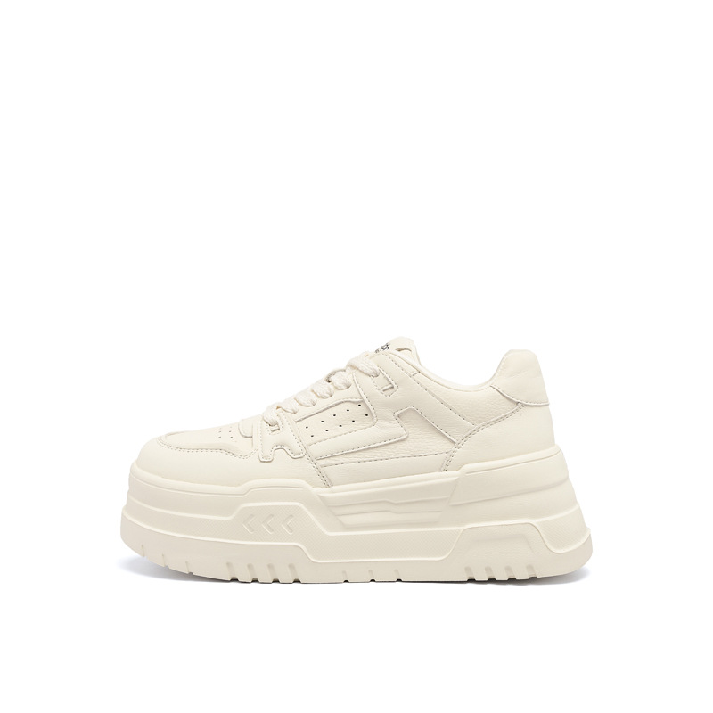 Augu Shi Deng zapatos blancos de suela gruesa para mujeres 2026 nuevos zapatos deportivos blancos de primavera y otoño zapatos de skate casuales de estudiantes