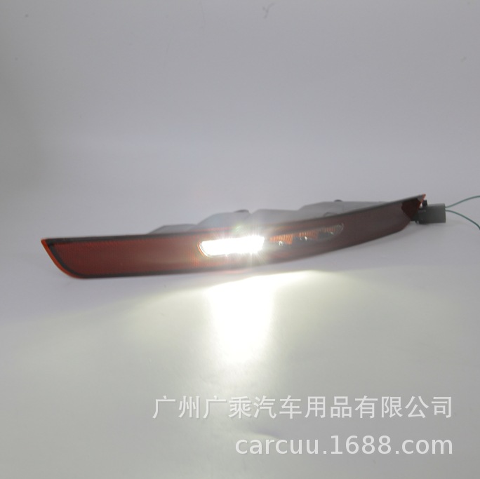 Aplicable a 14 - 22 años de Porsche Marca Luz de barra trasera Luz de marcha atrás Luz de advertencia de niebla trasera