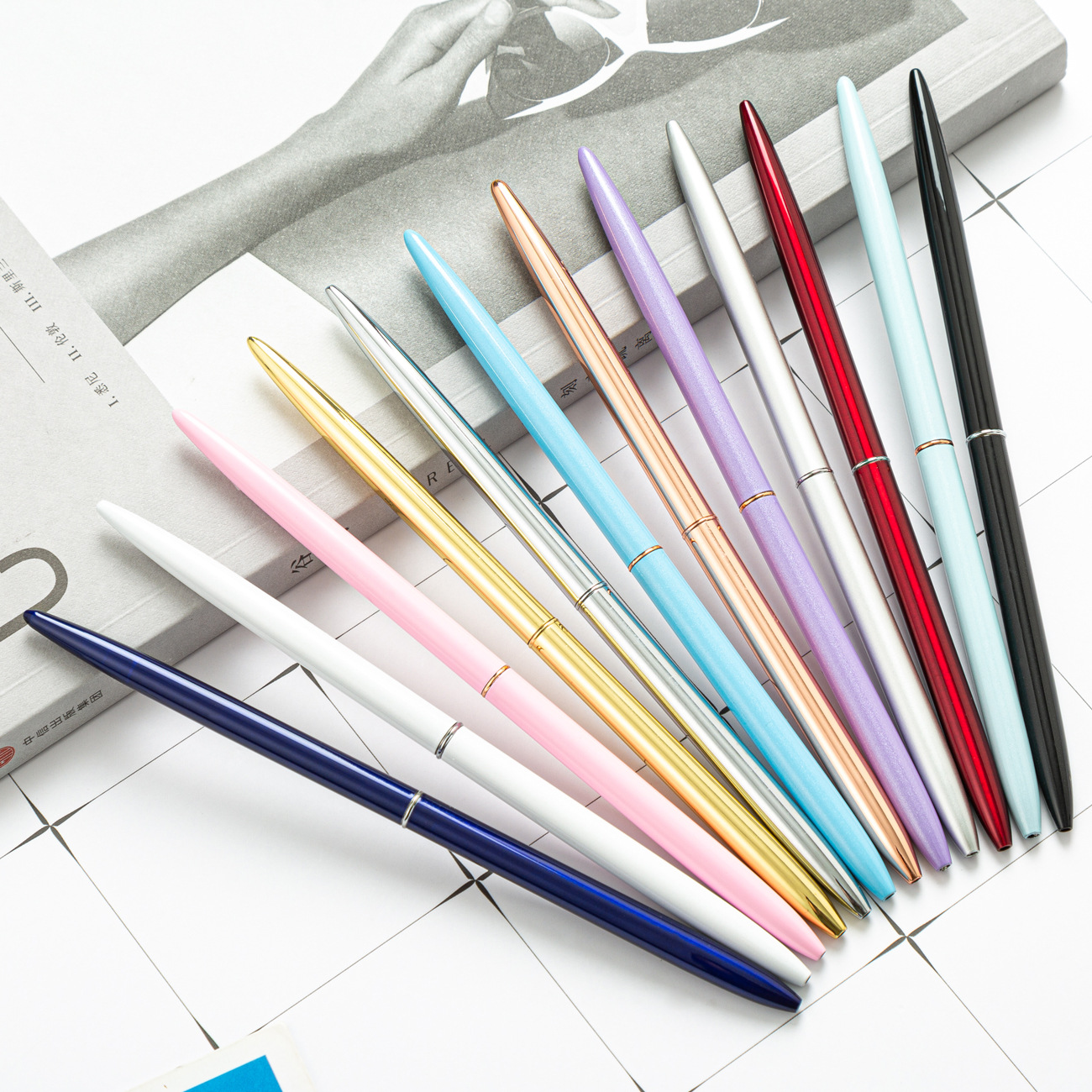 Creative metal ballpoint pen macaron color metal desk pen bullet ball pen Nordic stationery signature pen