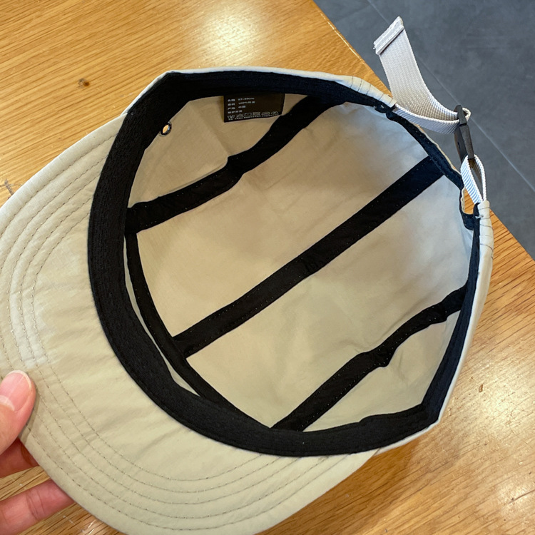 Hochwertiger japanischer Baseballmütze mit kurzem Schirm, Straßen-Soft-Schirm Fünf-Panel Sonnenschutzmütze, Student Outdoor Enten-Zunge Mütze Unisex