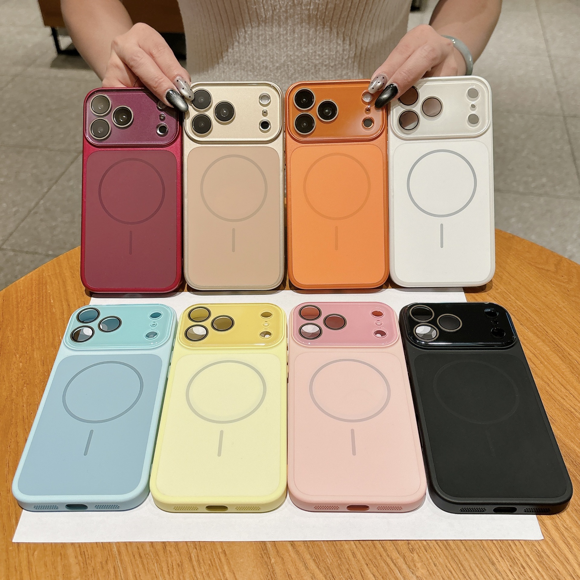 Funda Magnética para iPhone 17 Pro Max 16 de Silicona Líquida Anti-caídas con Protección de Lente image 3