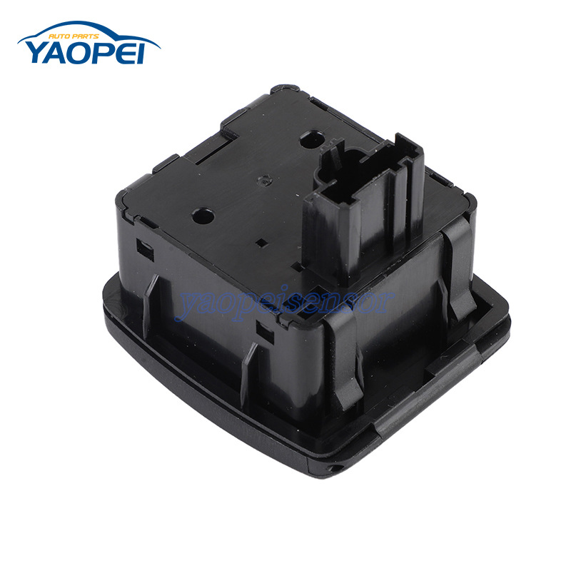 GB5T19G247AA is suitable for 2018-2023 Ford Explorer wireless audio jack AUX audio interface 4