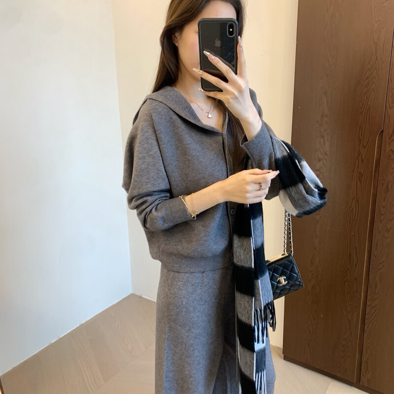 立体剪裁 羊毛混纺柔软轻盈宽松落肩针织连帽衫阔腿裤套装谷町/GD|undefined