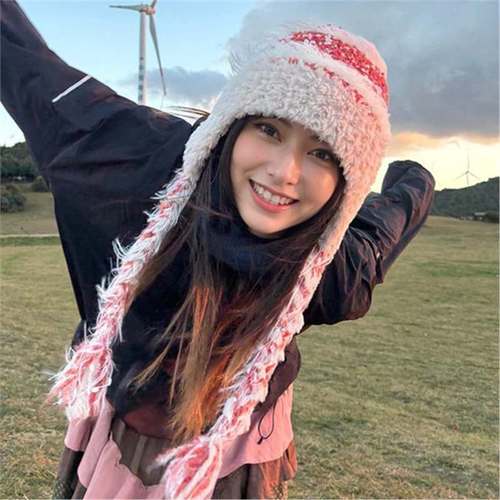 Autumn and Winter Striped Patchwork Wool Hat for Women, Fleece-Lined, Thickened, Warm, Ear-Protecting, Large-Circumference Lei Feng Knitted Beanie