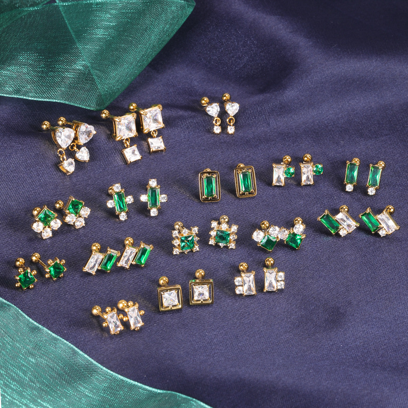 Pointed titanium steel lip stud product view