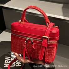 小包包女2025新品潮休闲单肩斜挎包时尚手提毛呢通勤包洋气盒子包