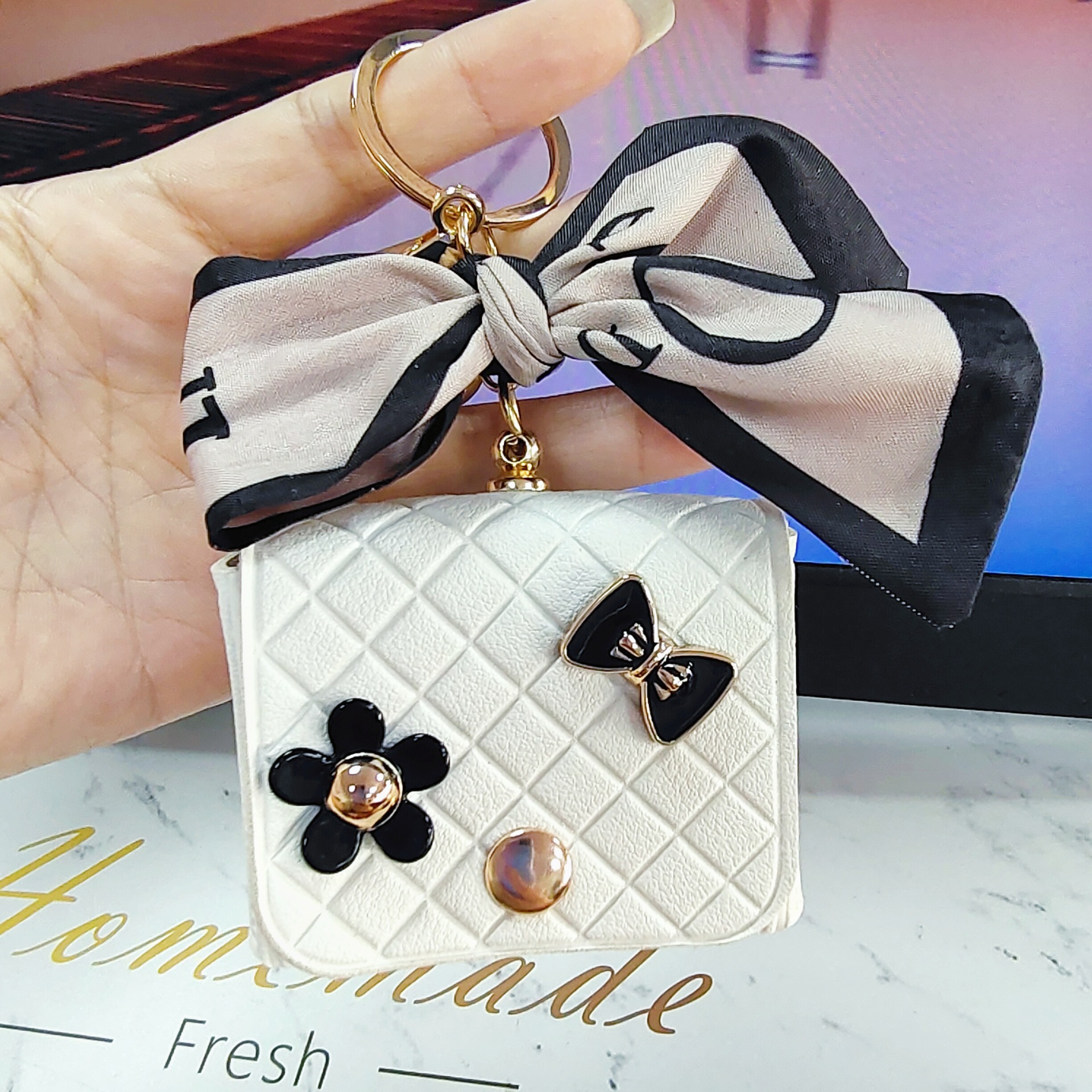 8bed0eca19c69c660ab5bcebd7c6d8