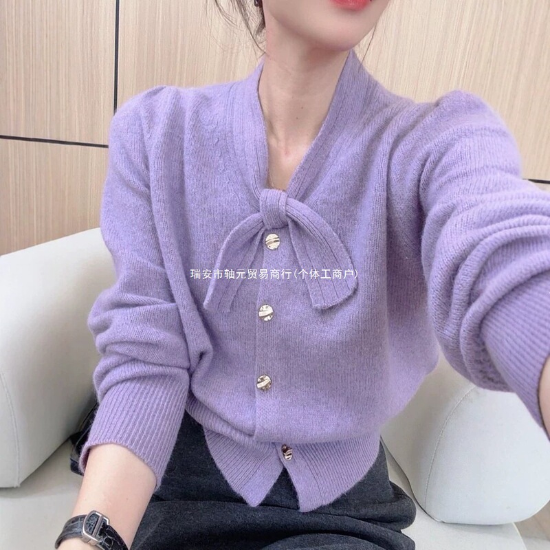 V-neck bow-knot knitted cardigan for women, in a gentle lavender purple color, short and slim-fit, with gold buttons, creating a flattering and elegant look V-neck bow-knot knitted cardigan for women, in a gentle lavender purple color, short and slim-fit, with gold buttons, creating a flattering and elegant look