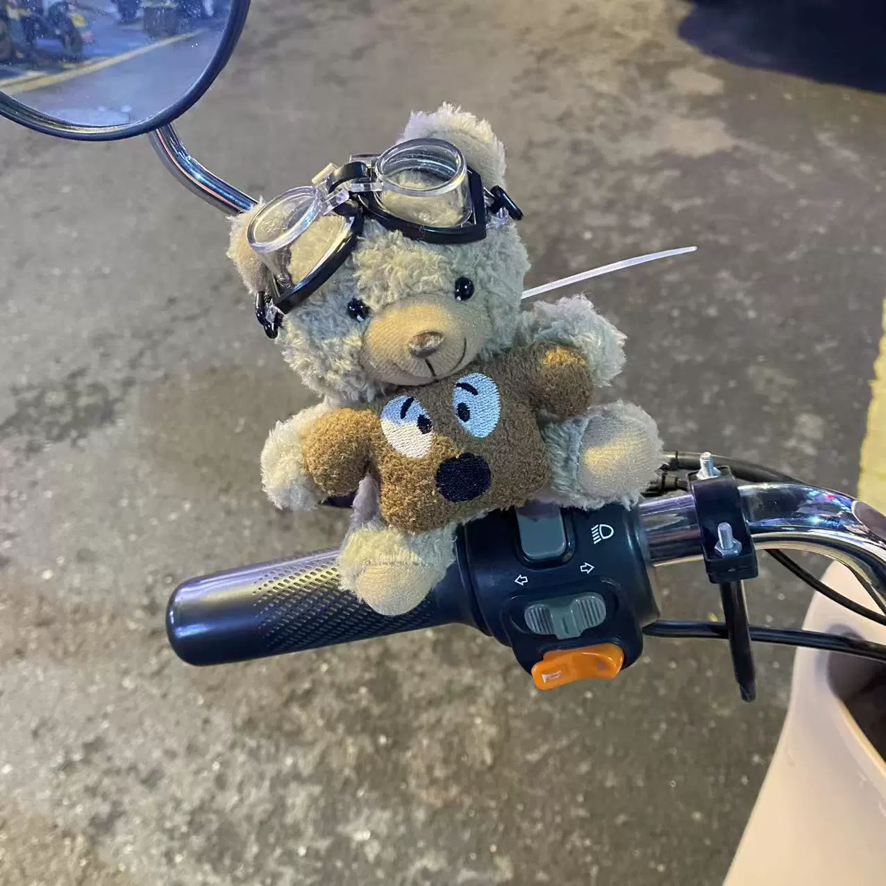 № 9 электромобиль украшает креативные украшения