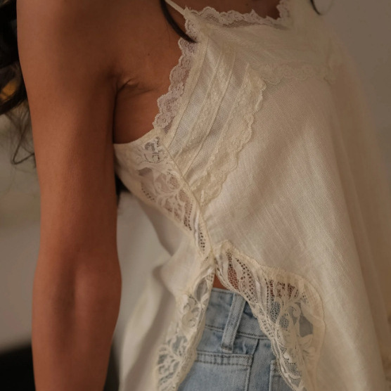 Europa y los Estados Unidos comercio exterior ropa de mujer encaje algodón chaleco de cabina damas de verano francés vestido exterior pura sensación de diseño de estilo superior