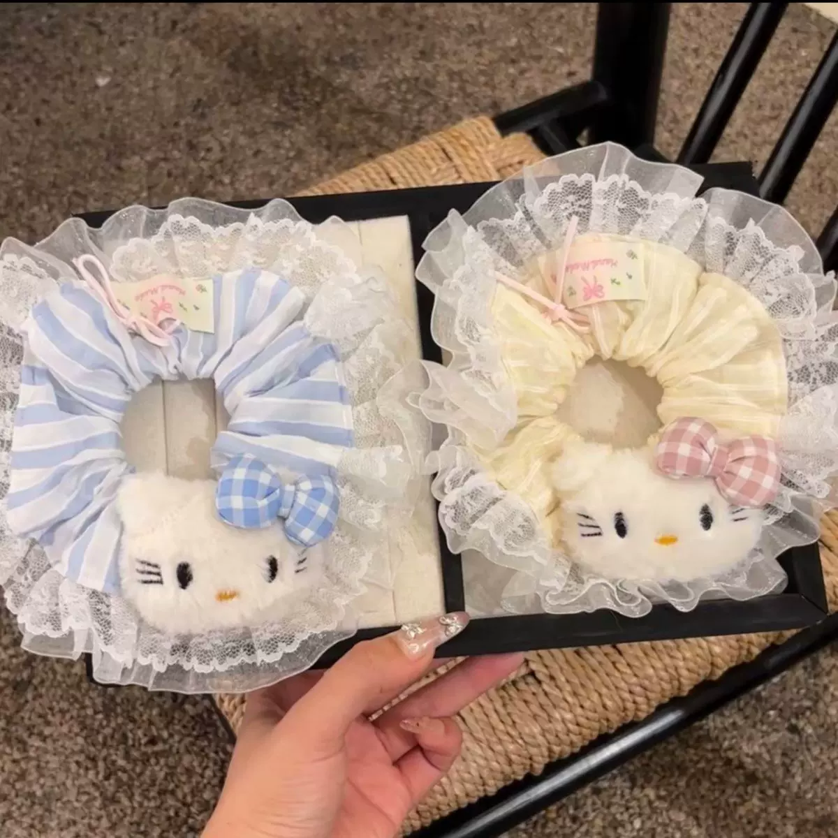 卡通kt猫蕾丝边发圈超大肠圈可爱KT发圈2025少女风搭配大肠发圈