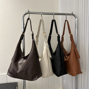 Simple Casual Large-Capacity Tote Bag for Women New Korean Style Fashion Shoulder Bag Commuter Women's Portable Bucket Bag