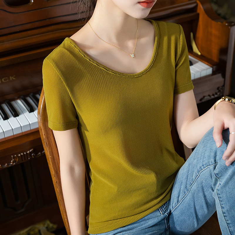 Camiseta de manga corta de seda helada para mujer, nuevo estilo de verano 2025, ropa de mujer, cuello redondo grande, camiseta elástica de malla, top refrescante que estiliza la cintura