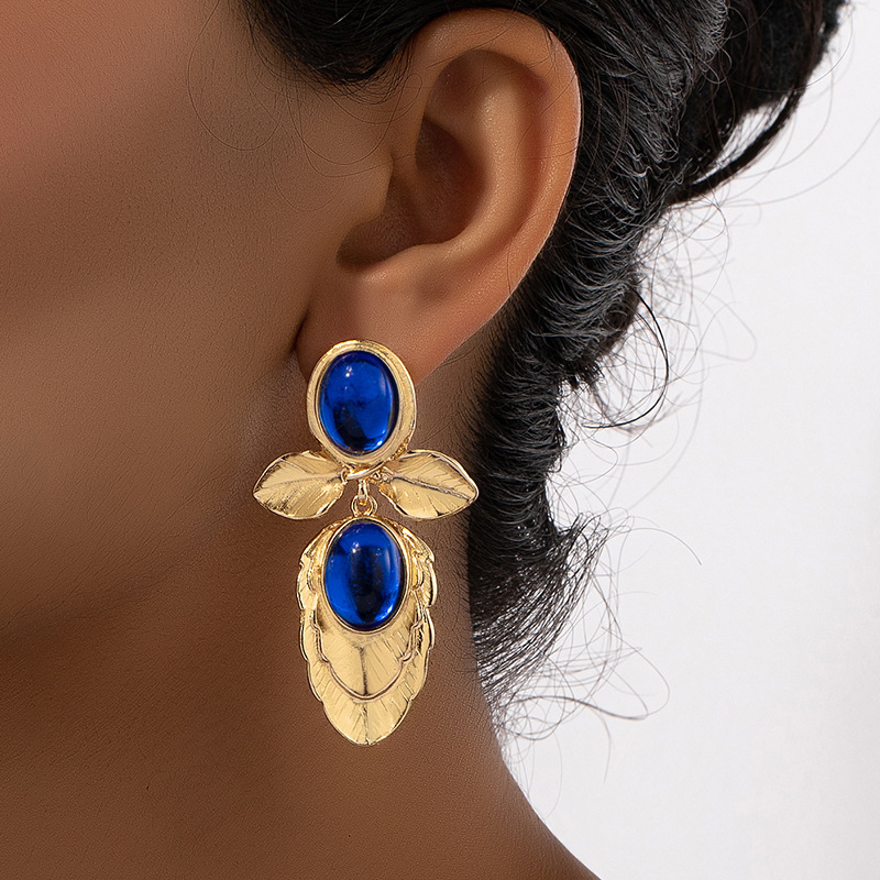 19g Weight Ear Studs Classification 1 Pair Quantity Holiday Occasion Alloy Material Oval Pattern Women's Gender Inlay Design Retro Style 1 Pair Retro Oval Inlay Alloy Ear Studs 1