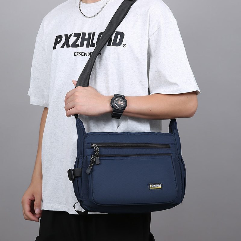 Bolso de hombre transfronterizo simple multifuncional de moda extranjera bolso de hombro casual de tela de nylon casual bolso de mochila universal