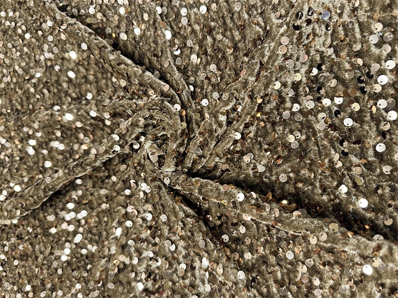 Otoño y invierno tela de terciopelo elástica 5mm oro espuma de cuentas de espuma de Navidad vestido de moda tela de sequilla image 11