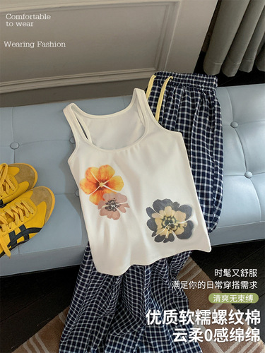 260g Cotton-Blend Long-Sleeve Blouse with Vintage Floral Print and Design-Forward Bodysuit