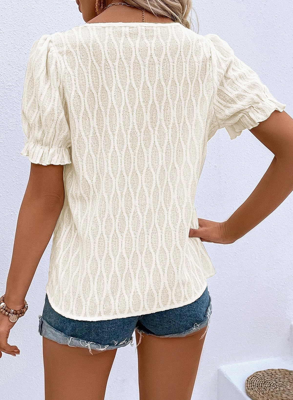 Women's T-shirt Short Sleeve T-Shirts Jacquard Vacation Solid Color display picture 10