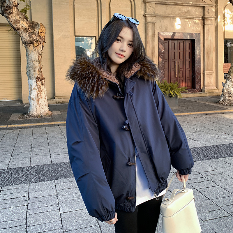 2025 invierno nuevo abrigo de algodón de pluma para mujeres retro corno de buey pie de botón para superar el grosor de la chaqueta de algodón coreano image 5