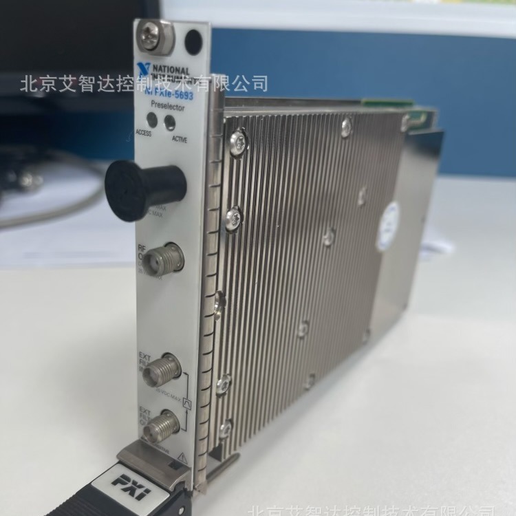 NI PXIE-5693 782549-01 PXI RF预选器模块