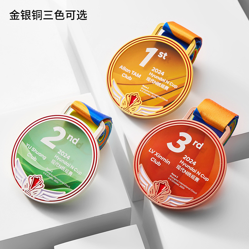 Medalla de cristal de metal de alta gama personalizada al por mayor competencia deportiva baloncesto para niños maratón de fútbol medalla de oro premios