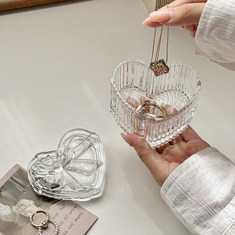 Caja de joyas de arco retro creativa en forma de corazón cubierta de cinta de vidrio exquisita caja de almacenamiento de joyas de collar de tocador doméstico