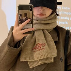 スカーフ女性ニット韓国風秋冬カップル多用途スカーフ雰囲気刺繍文字新しい暖かい学生スカーフ