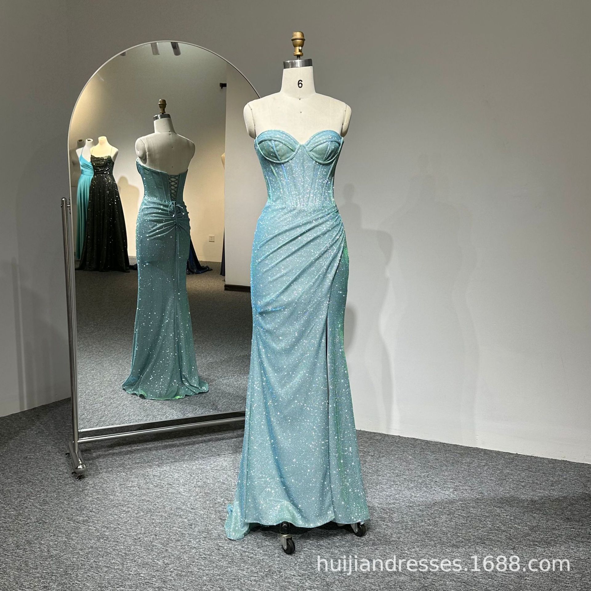 Factory Wholesale Glitter Fishbone Pleated Small Train Prom Evening Dress Dinner Host Award Ceremony Dress