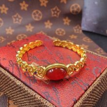 工厂直销批发红玛瑙合金复古 越南沙金玛瑙手镯烤膝古法一件代发