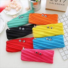 ���₀�Ը��һ����朹P���W���ɐ�С���U�P���ľߺЃ�ͯ��һ