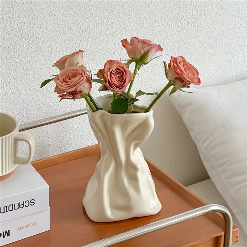 특이한 모양의 크림색 세라믹 꽃병 장식품 거실 테이블 홈 레스토랑 장식 꽃꽂이 수경재배 장미 창의적