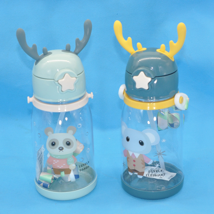 Taza de agua para niños pc asta de plástico correa de la Taza de paja del bebé de dibujos animados portátil kindergarten estudiante hervidor taza de beber