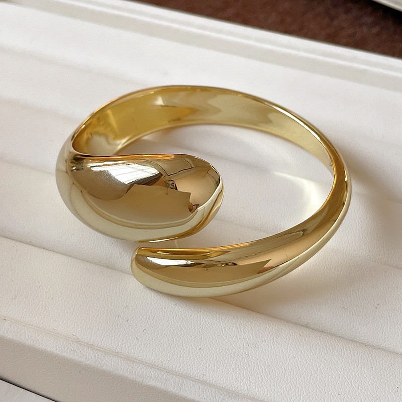 Pulsera de apertura acrílica cruzada ovalada pulsera de diseño transfronterizo europeo y americano moda exagerada joyería atmosférica al por mayor