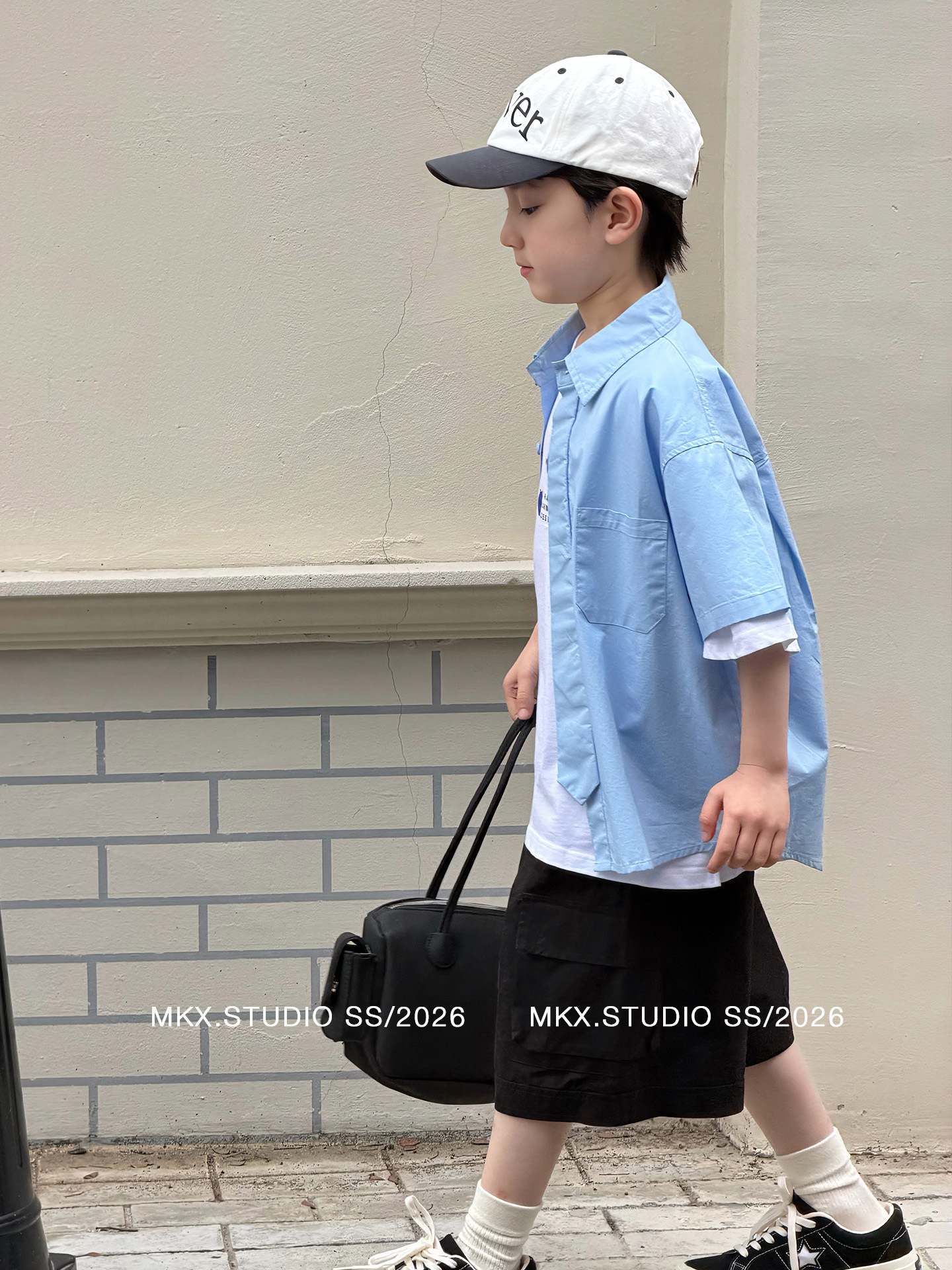 Camisas de mangas cortas para niños 2026 ropa infantil de verano nuevo estilo coreano ropa de verano para niños camisas mayores al por mayor
