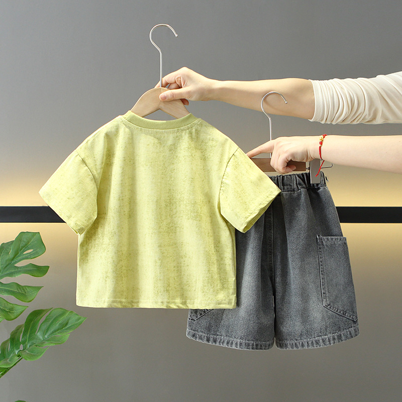 7913 traje de verano para niños 2025 nuevos pantalones cortos de mezclilla de moda para niños bebé verano versión coreana de dos piezas de moda
