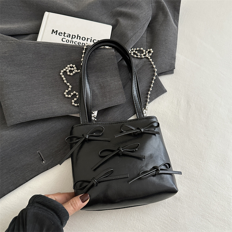 Bolso de estilo de ballet de alta cara, verano 2024, nuevo estilo de moda, bolso de cadena, bolso de ballet, bolso de cubo de agua super caliente