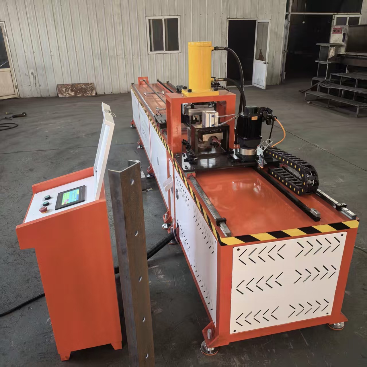 全自动液压冲孔机圆管压扁冲孔一体成型机方管切断机压型设备