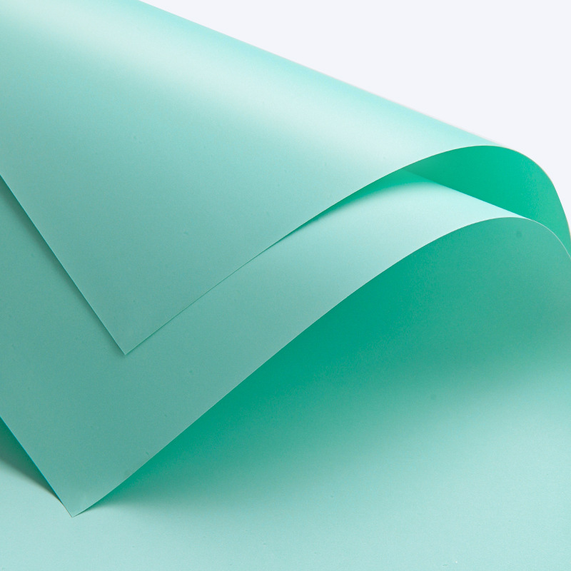 Papel Ouya monocromo al por mayor película nacarada impermeable embalaje de ramo de papel papel estilo coreano papel de regalo de flores del día de San Valentín