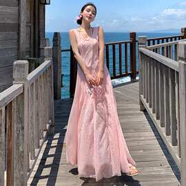 杨小鹭 樱花落夏淡粉色蕾丝多裁片长款连衣裙