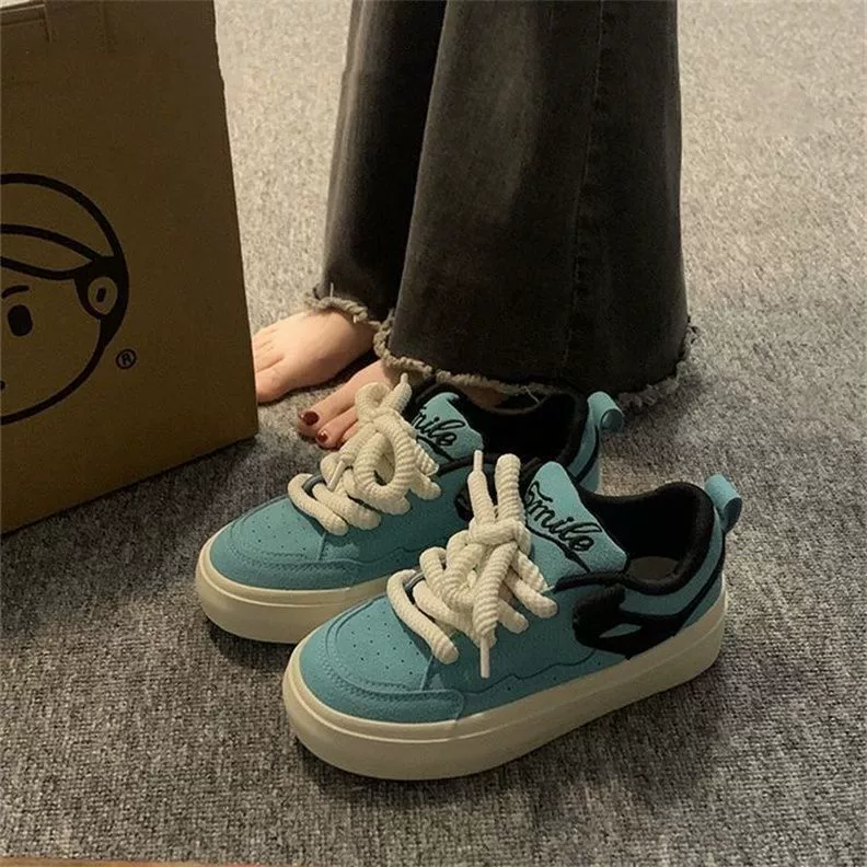 Маленькая оригинальная подлинная конструкция Lake Water Blue Женские туфли 2024 Новый стиль холст женские американские ретро кроссовки