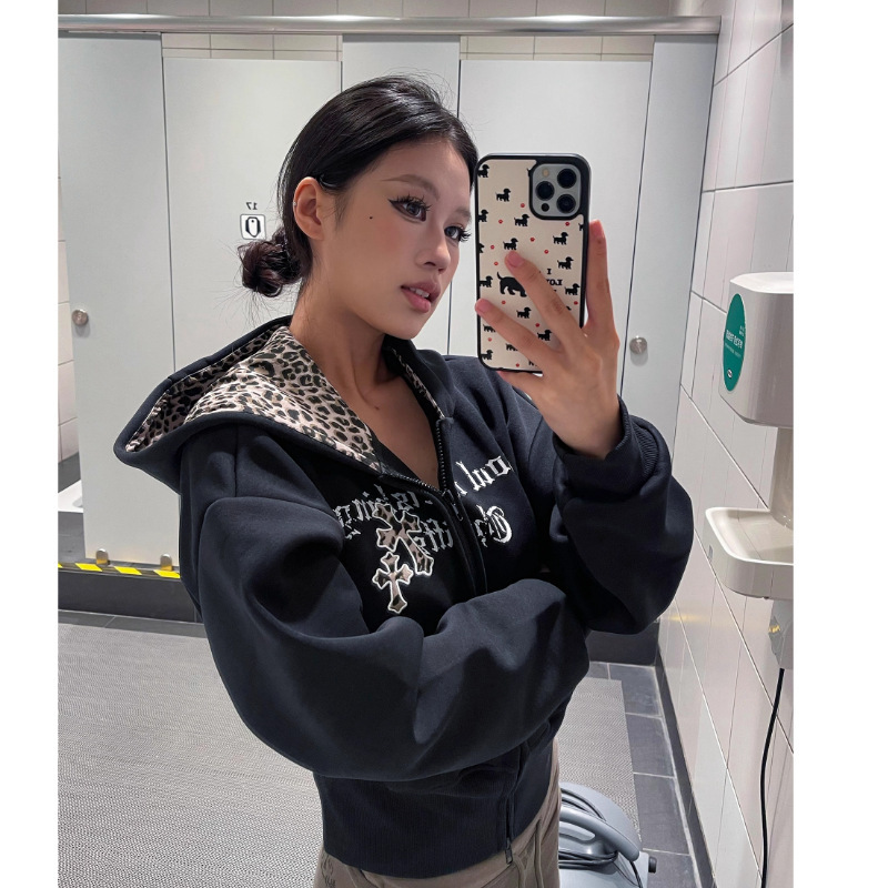 American Retro Leopard Print Splicing Hooded Cardigan Sweatshirt Jacket for Women in Autumn and Winter Heavy Short Velvet Hoodie Top
