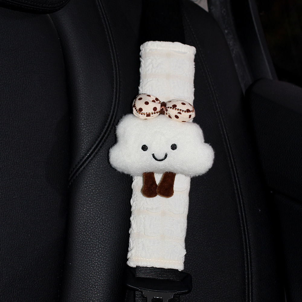 Cute Cloud-Shaped Car Seatbelt Shoulder Pad, Car Seatbelt Decoration Accessory, Anti-Wear Clothing, Suitable for All Seasons, for Women