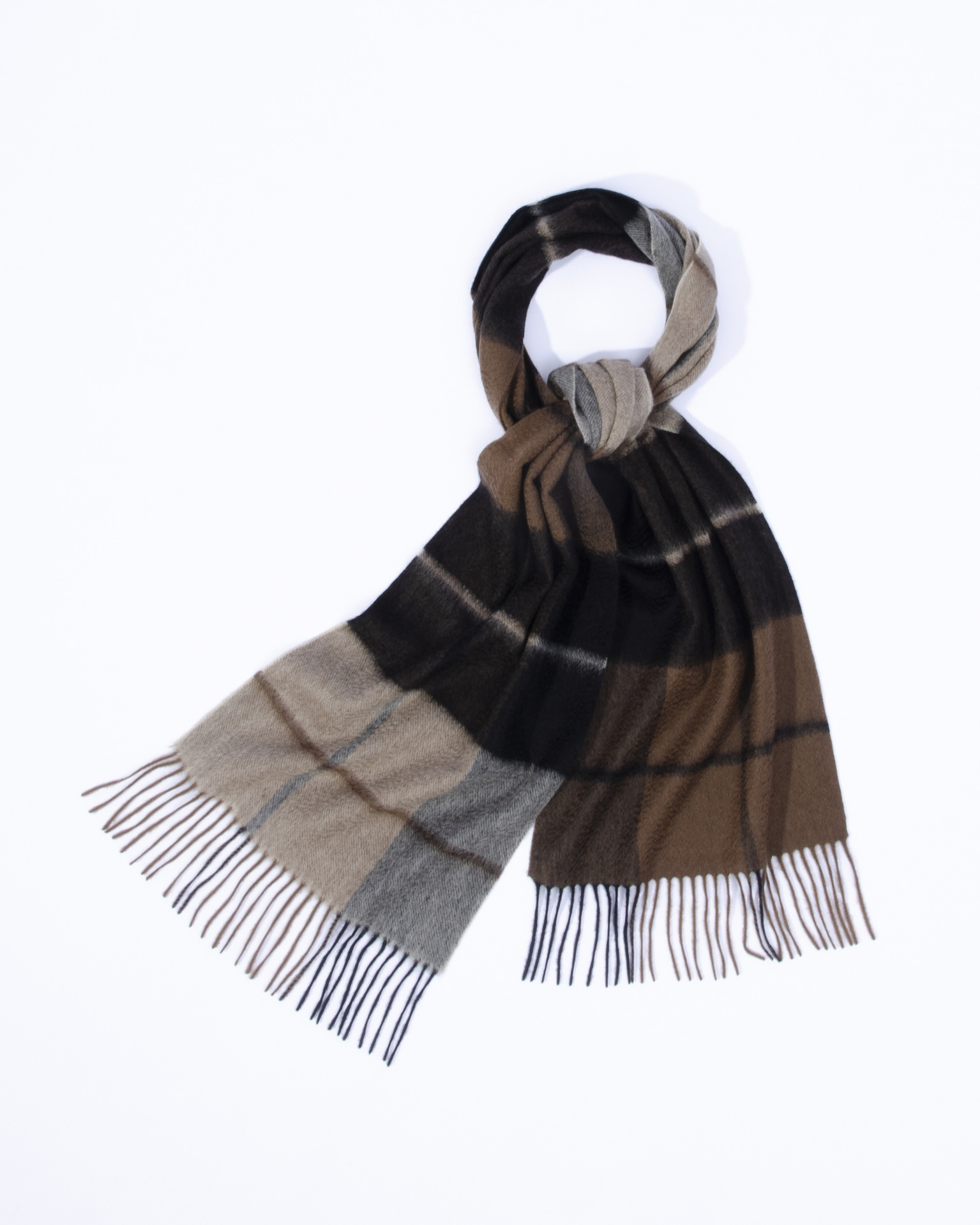 Bufanda de cachemira teñida con hilo de diseño de ondas de agua, estilo nuevo de otoño e invierno, cepillada, con borlas modernas, versátil.