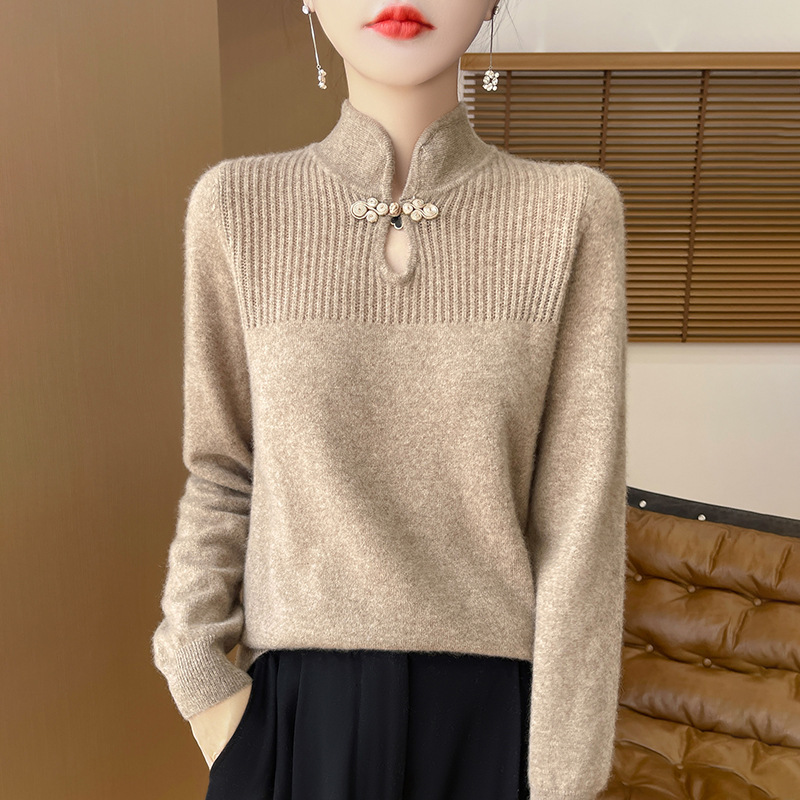 Autumn and Winter New Vertical Collar Buckle Knitted Sweater Women's Loose Guofeng Inner Top Hollow Stacked Fashion Cheongsam Sweater