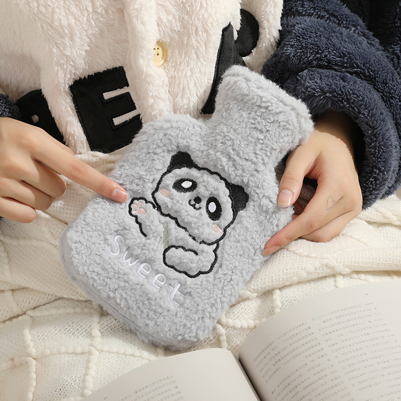 新しいかわいいアニメのぬいぐるみが手に入れた注水湯たんぽ卸売りは防爆pvc湯たんぽを厚くして分解して洗うことができる|undefined