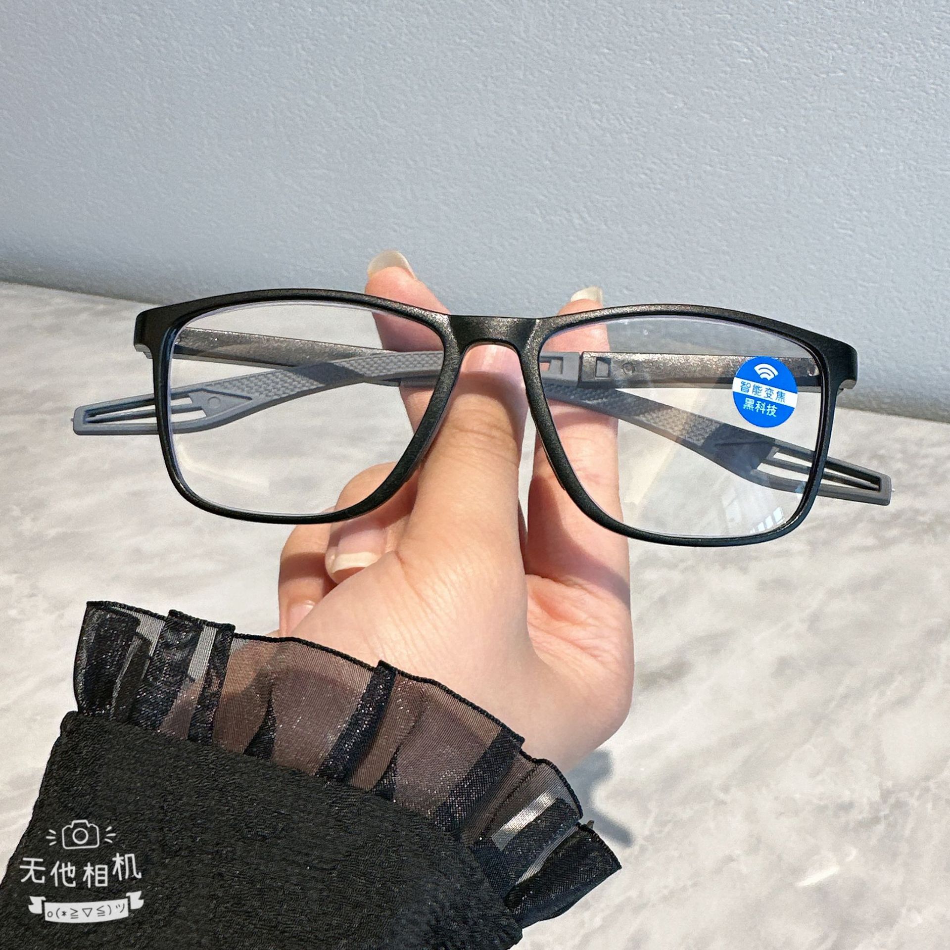 블랙 프레임 회색 다리 1001